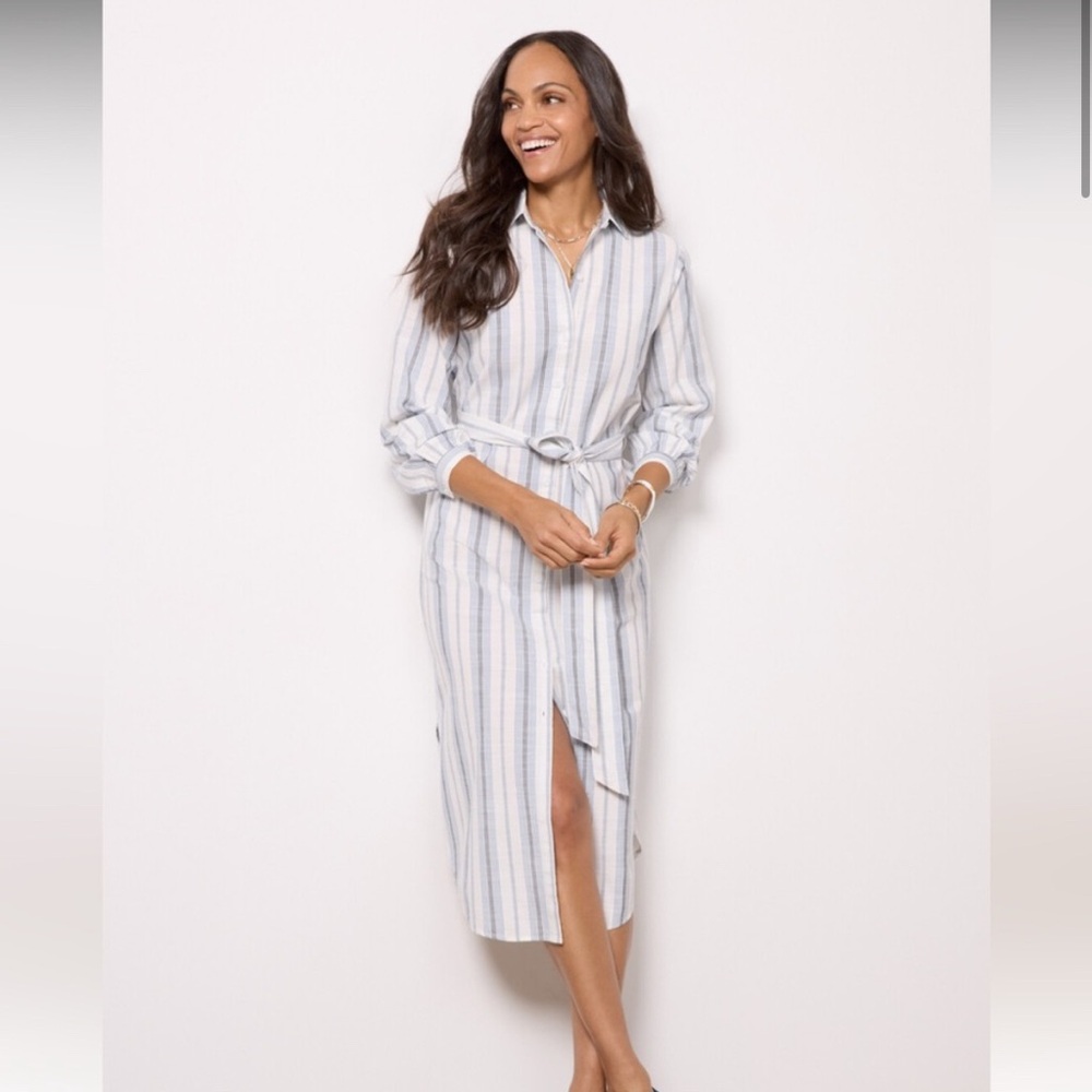 Curved Hem Maxi Dress
Cloth And Stone MARINASTRIPE Size Medium - Picture 5 of 6